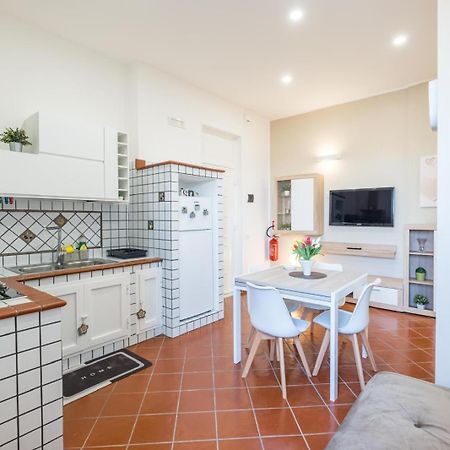 Mec Apartment Palermo Bagian luar foto