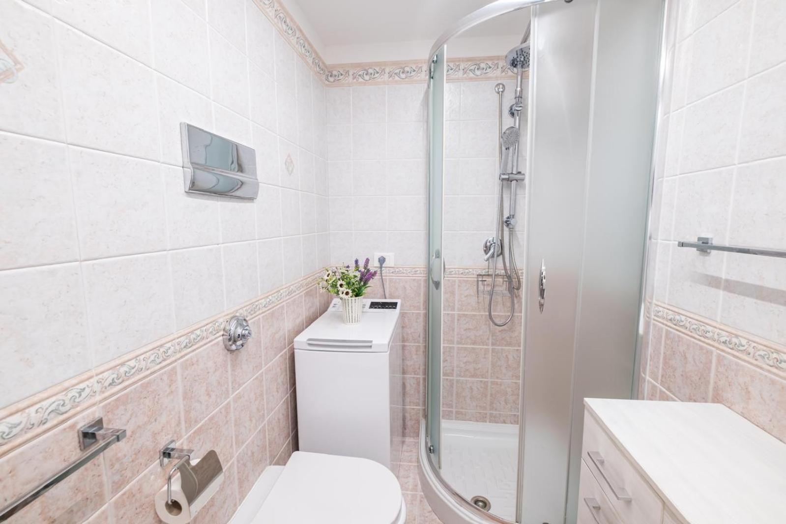 Mec Apartment Palermo Bagian luar foto