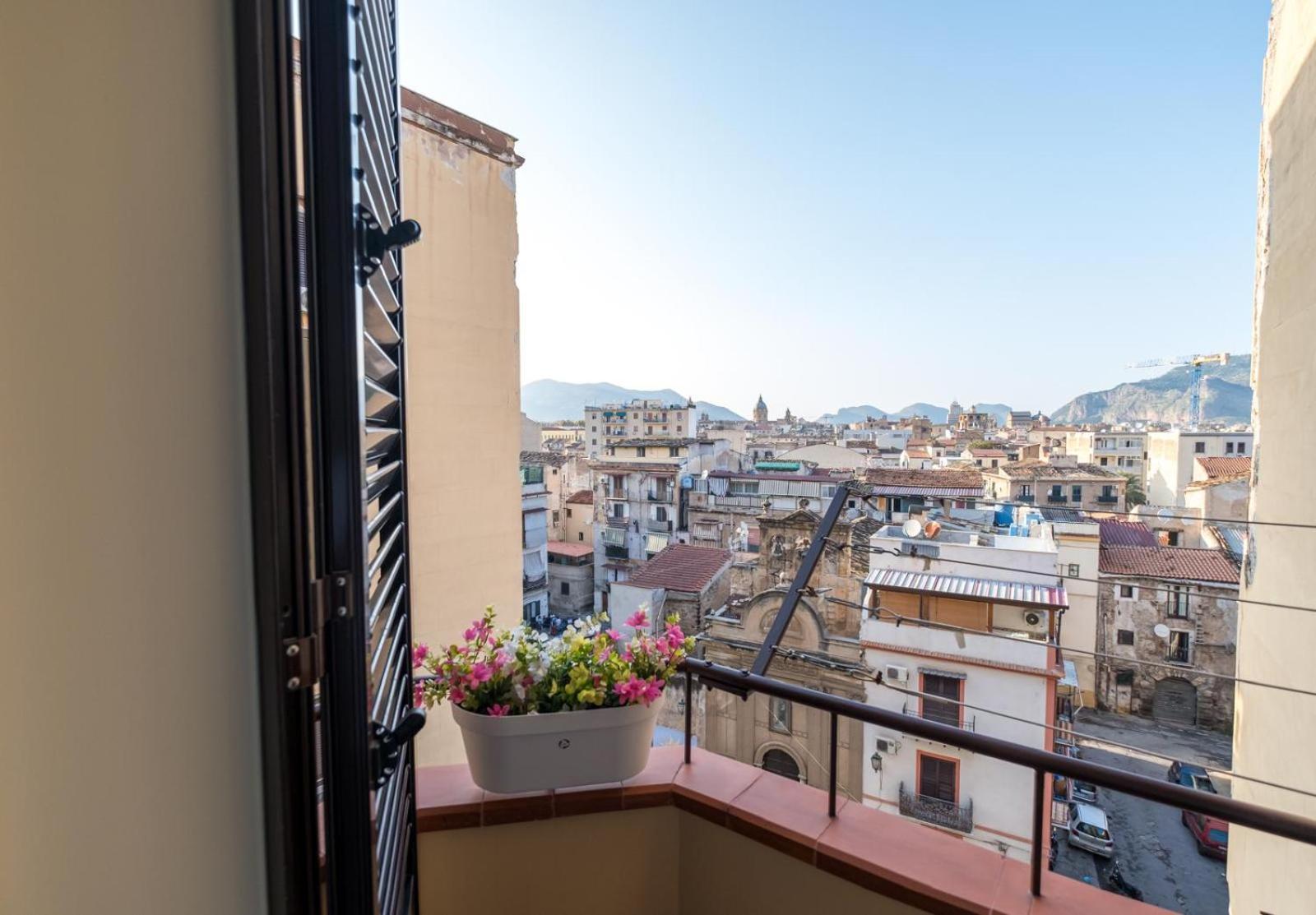 Mec Apartment Palermo Bagian luar foto